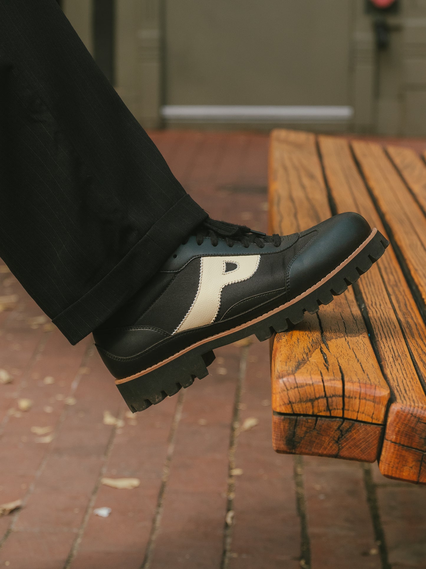 Legacy Lugger - Heritage Black